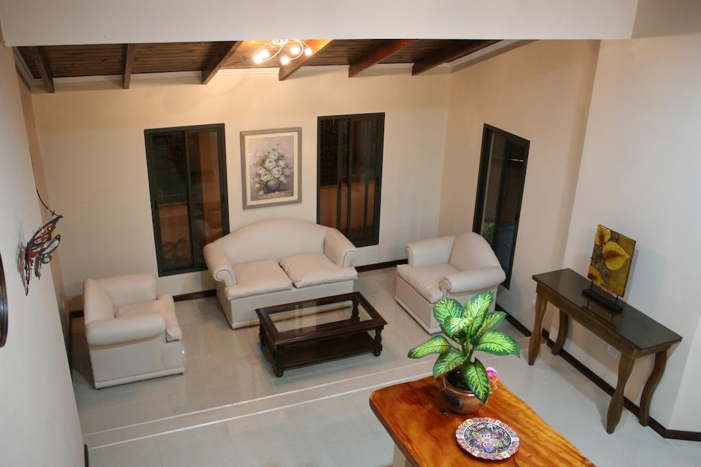 Posada Del Jacaranda Пуерто Игуасу Екстериор снимка
